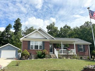122 Chesapeake Trl, Coxs Creek, KY 40013