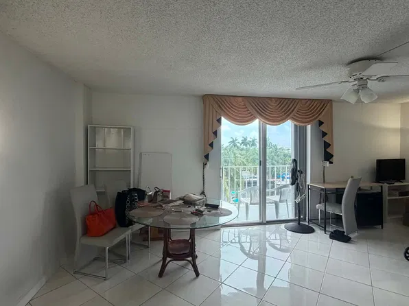 1731 SE 15th St APT 211, Fort Lauderdale, FL 33316