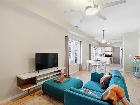 2nd image of 2218 Regent Street #3