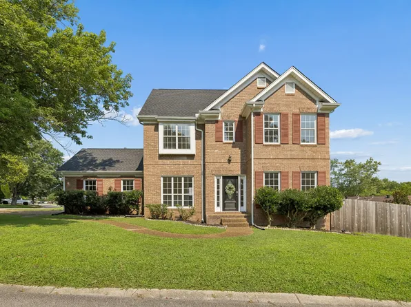 799 Jaywood Dr, Old Hickory, TN 37138
