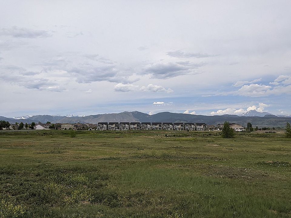 2nd image of 1091 Mountain Dr Unit B