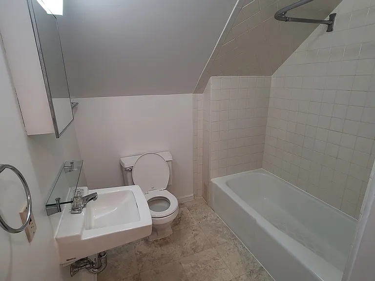 1628 Massachusetts Ave #1628R — Photo 11