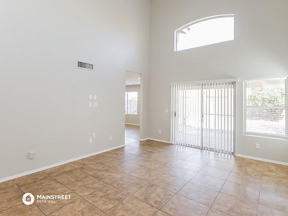 4th image of 1228 E Angela Dr