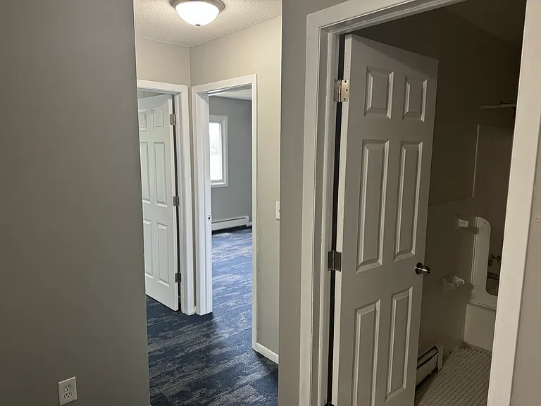 3753 Girard Ave N — Photo 15