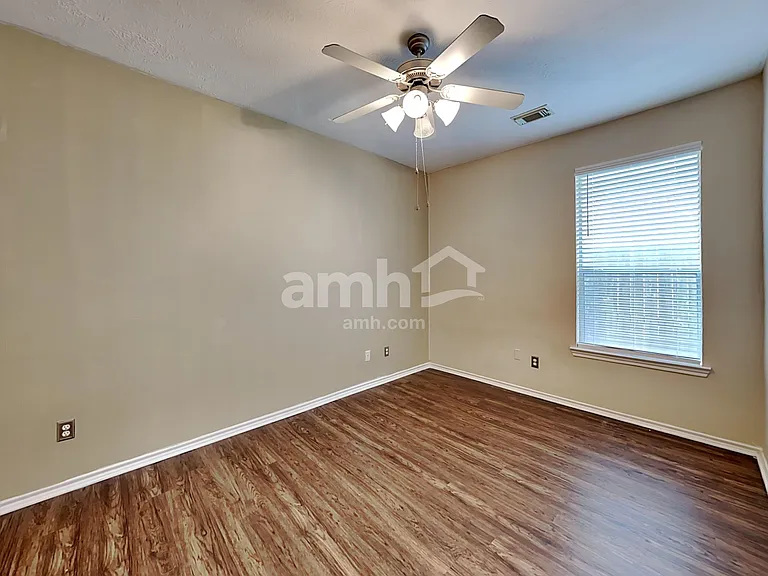 8723 Rollick Dr — Photo 12