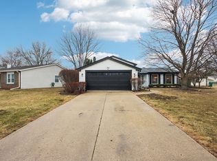 782 Lehigh Ln, Buffalo Grove, IL 60089