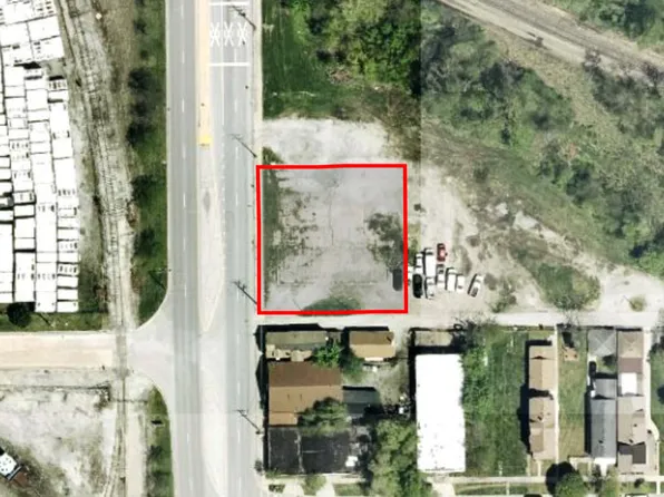 800 W 155th Pl, Harvey, IL 60426