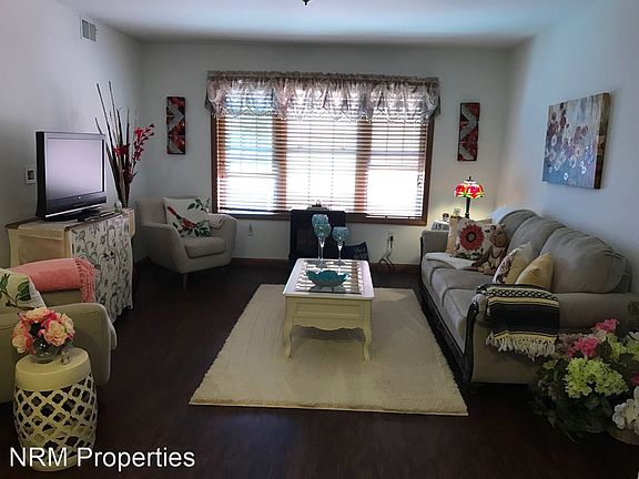 3rd image of 112 College Ave #6