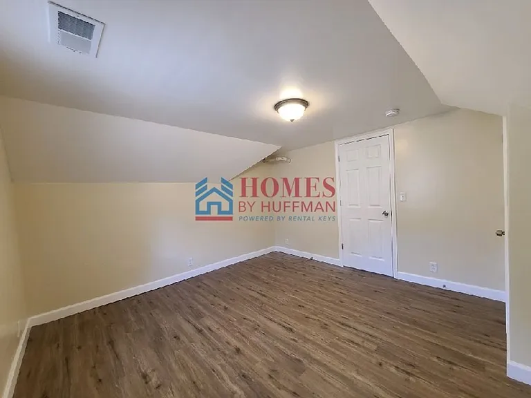 423 Jefferson Avenue — Photo 8