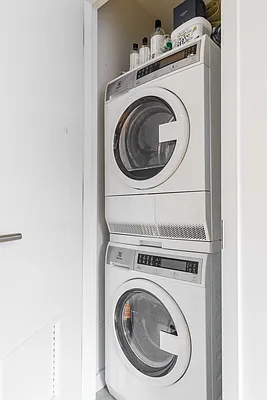 Rented by MNS | media 14