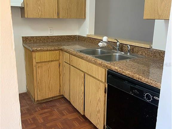 3rd image of 778 Kings Cove Ct