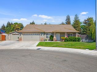 1162 Michelle Ct, Ripon, CA 95366