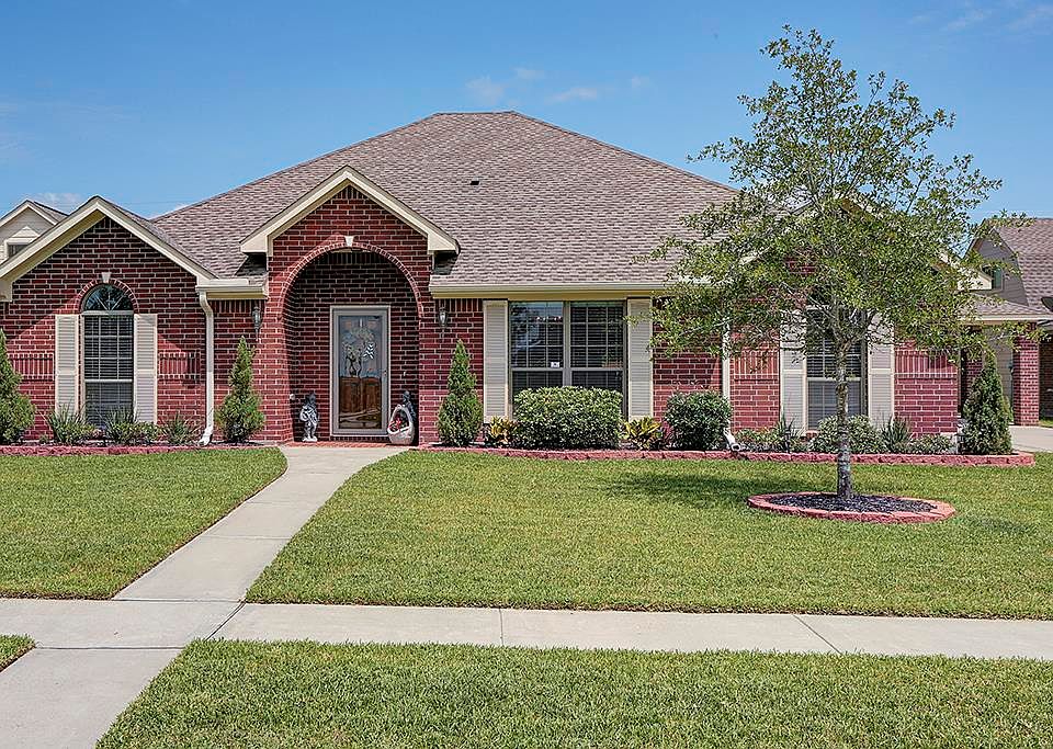 1st image of 6903 Amistad Ct