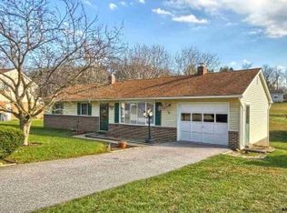 3037 Faith Ln, Red Lion, PA 17356