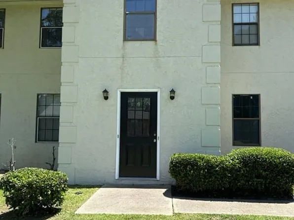 5956 N Castlegate Dr, Atlanta, GA 30349