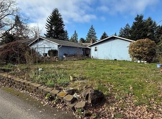 7608 90th Ave SW, Lakewood, WA
