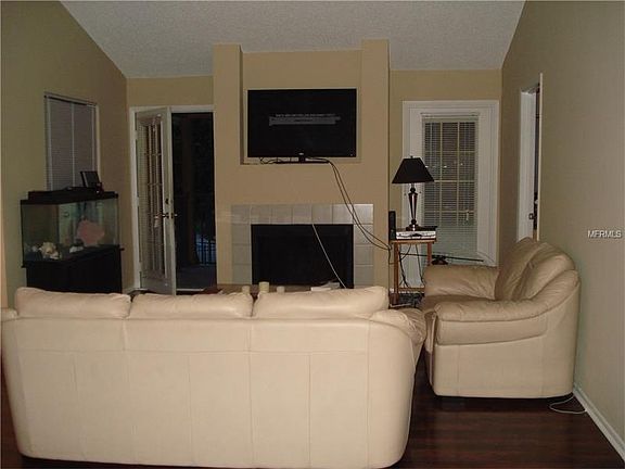 5th image of 234 Afton Sq Unit 202