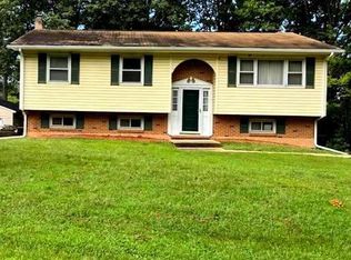 89 Greenwood St, Elkton, MD 21921