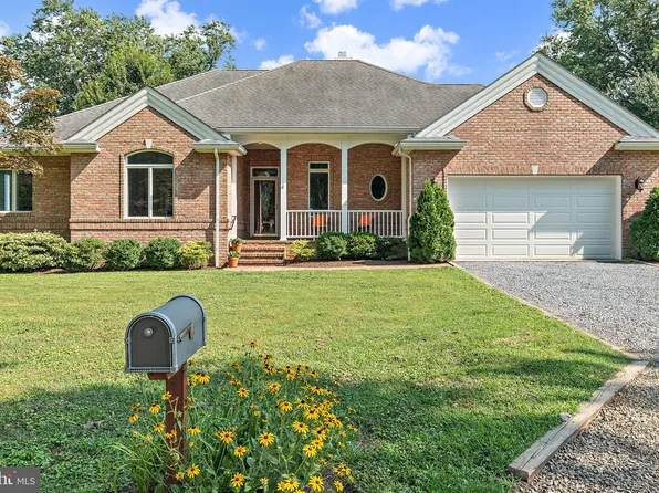 715 Dogwood Ln, Annapolis, MD 21409