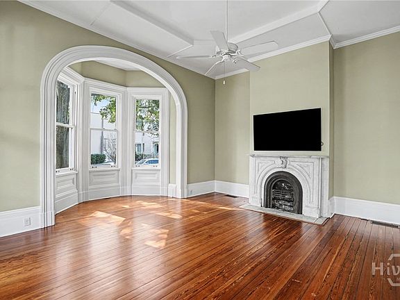 4th image of 114 W Bolton Street