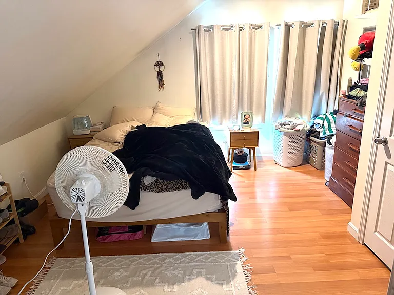 35-37 Webster St #3 — Photo 8