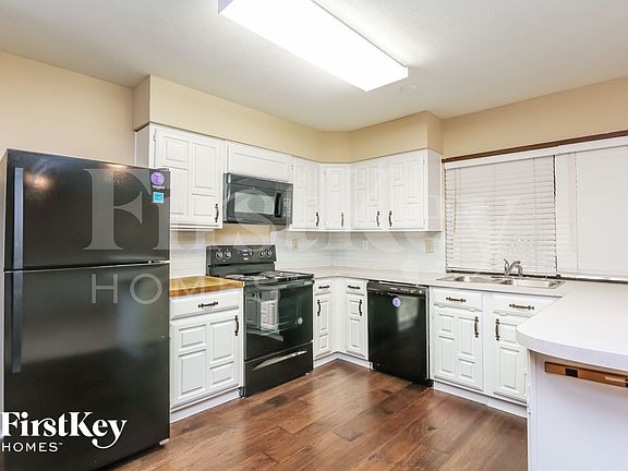 5th image of 3409 Ardis Dr