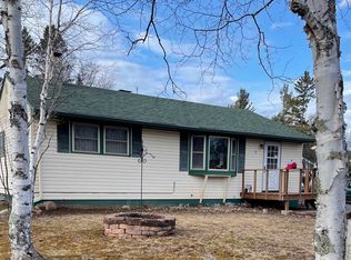 18 Evans Cir, Silver Bay, MN 55614