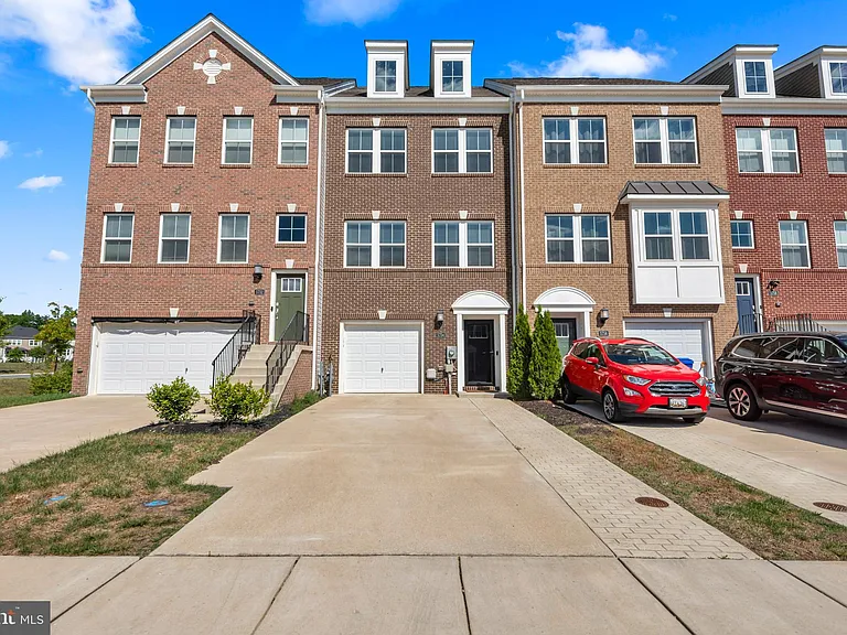5754 Frederick Douglas Pl — Photo 2