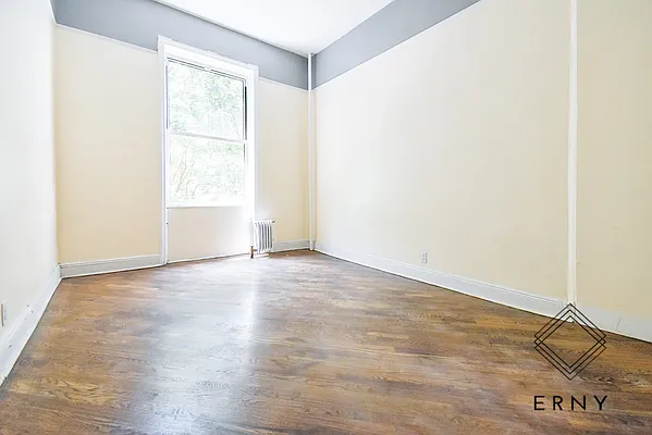 Rented by ERNY LLC | media 19