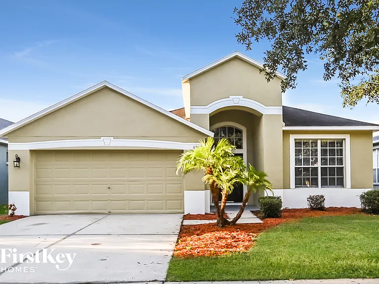 8907 Sandy Plains Dr — Photo 1