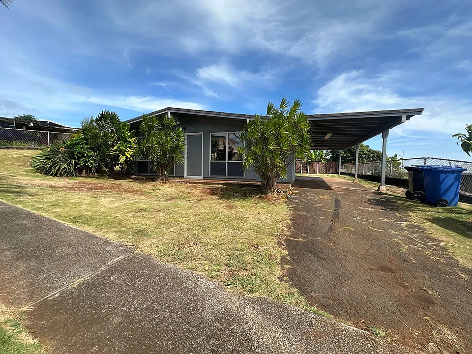 1298 Kaweloka Street 2409 Anihinihi St