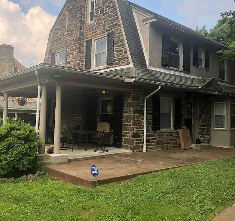 1st image of 5124 Woodbine Ave
