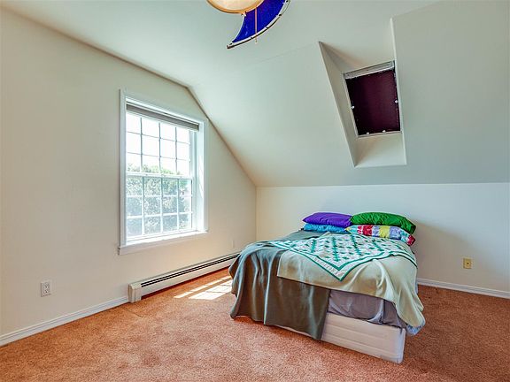 5th image of 414 Pruitt Ave