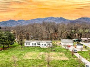 526 Garrison Hollow Rd, Elizabethton, TN 37643