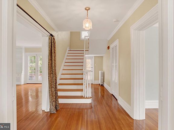 4th image of 2203 Chestnut St