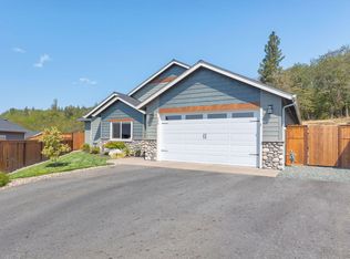 326 SW Kennedy Way, Grants Pass, OR 97526