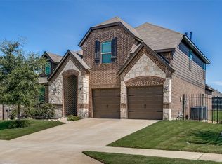 5444 Strong Stead Dr, Fort Worth, TX 76123