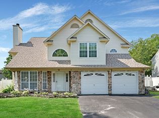 14 Cornwallis Rd, Toms River, NJ 08755