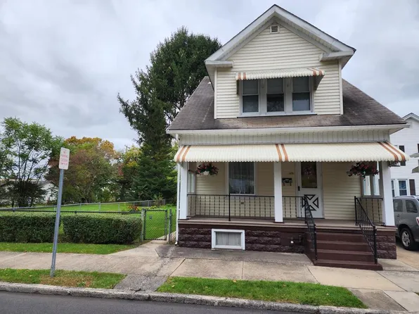1426 Oneida St, Huntingdon, PA 16652