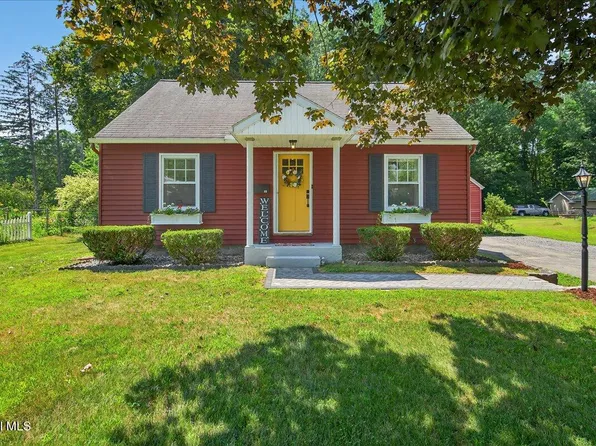 23 Gleason Road, Glenville, NY 12302