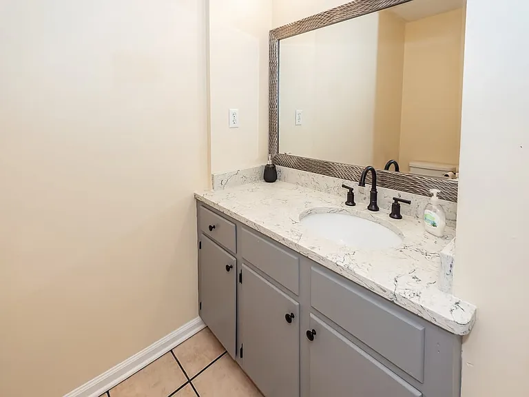 2126 State Rd — Photo 37