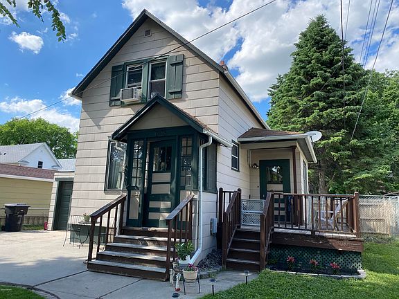 4th image of 628 9th Ave S