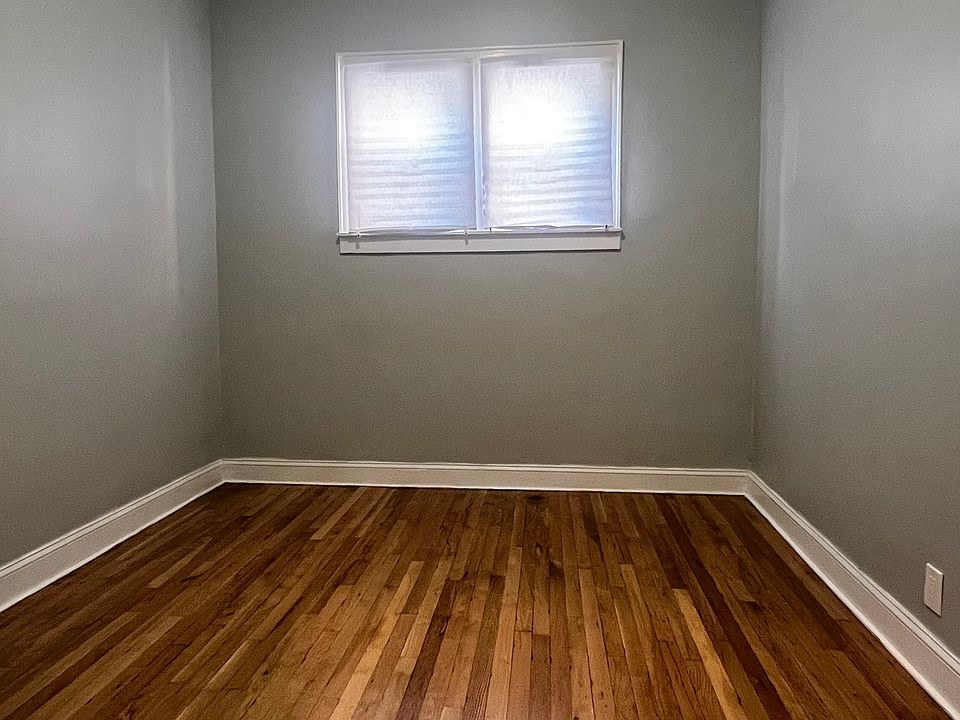 BEDROOM #1
