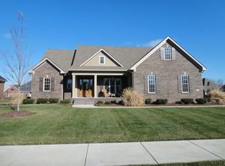100 Sharp Point Ct, Bowling Green, KY 42103