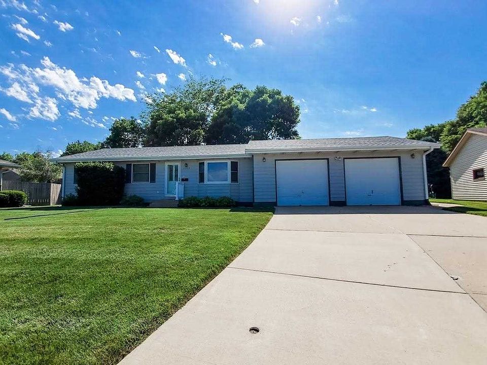 1st image of 2603 Ella Ln