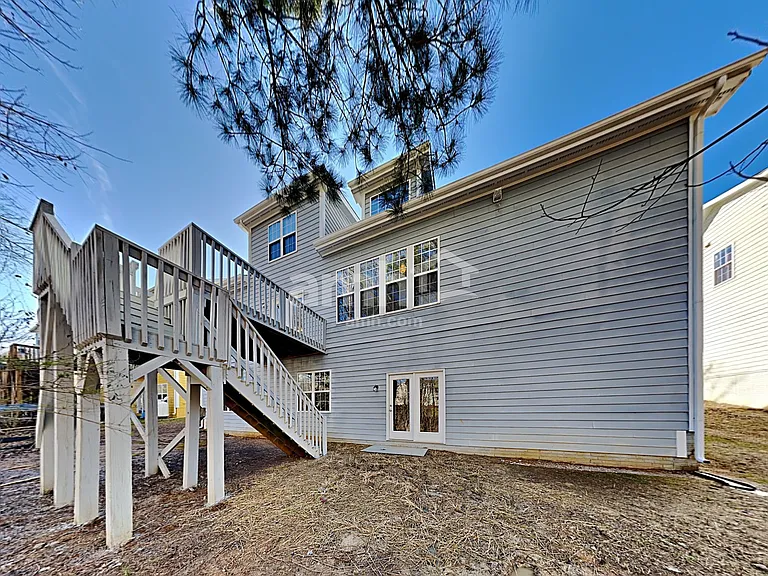 209 Boswell Ln — Photo 23