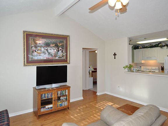 3rd image of 2022 Redfish Dr