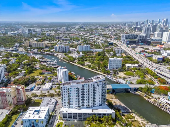 10 SW South River Dr #Penthouse I03, Miami, FL 33130