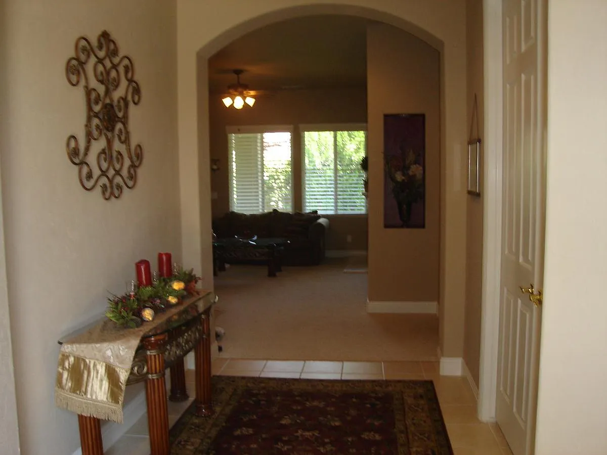 9668 N Winery Ave photo 1