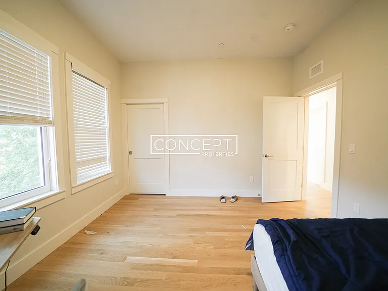 56-58 John F Kennedy St #4 — Photo 25